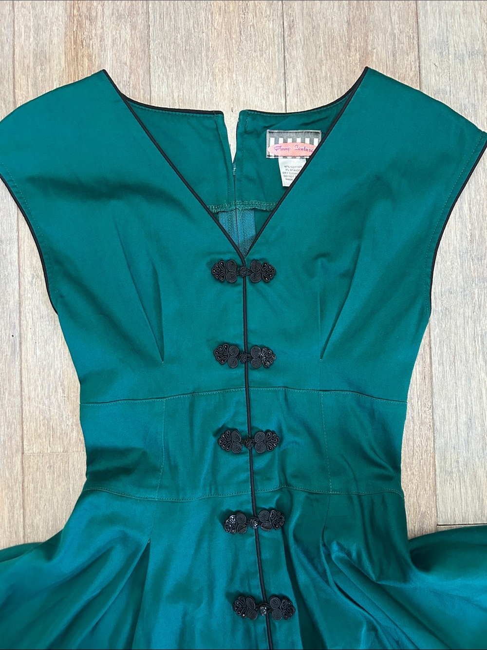 Pinup Couture Emerald Green Vintage-Inspired Midi Dress - Picture 9 of 12